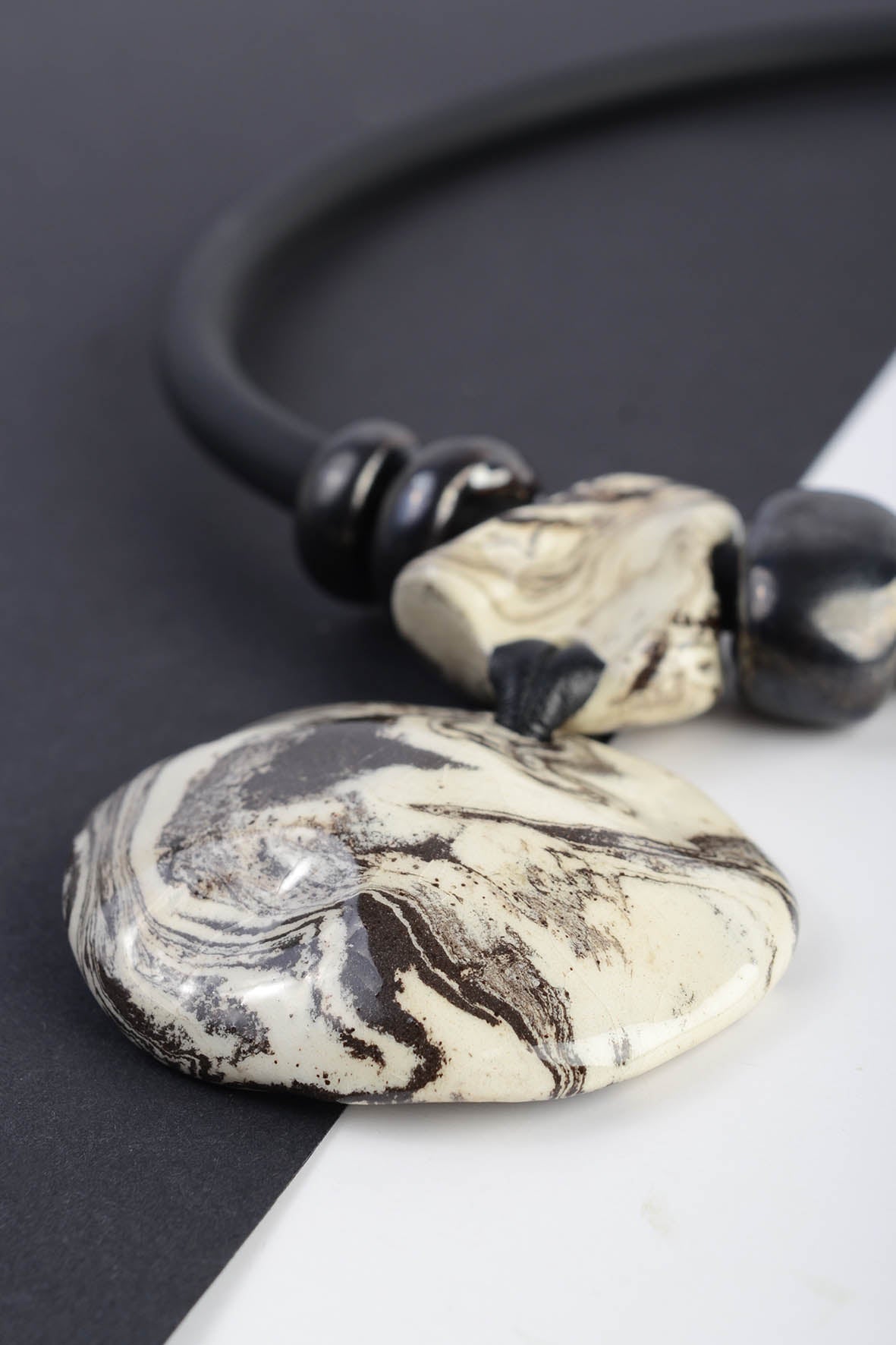 Asymmetrical Necklace For Women Marble Decor 