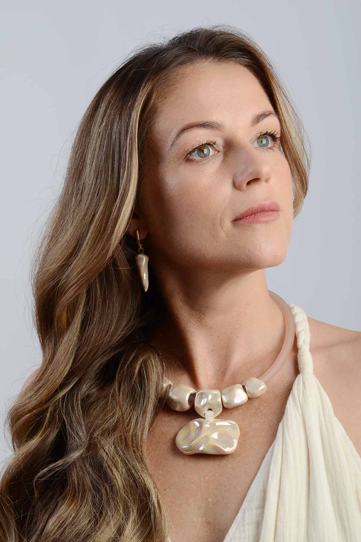 Beige Mismatched Earrings