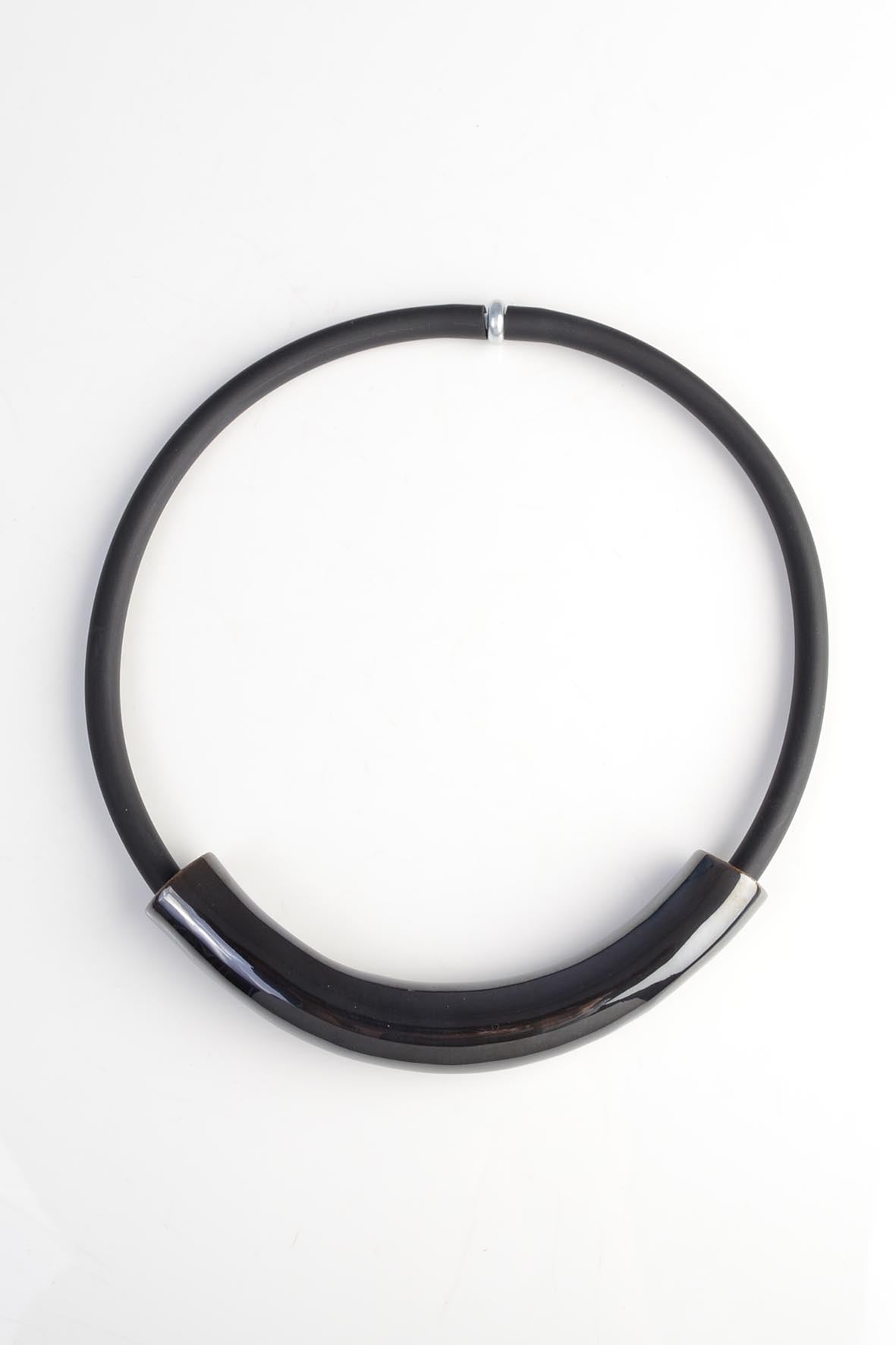 Black Elegant Statement Necklace Women