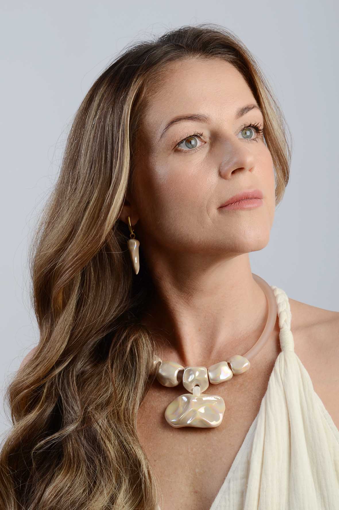 Ceramic Pendant Necklace Beige