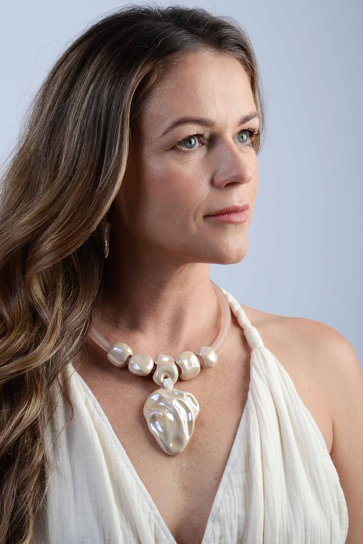 Ceramic Pendant Necklace Beige