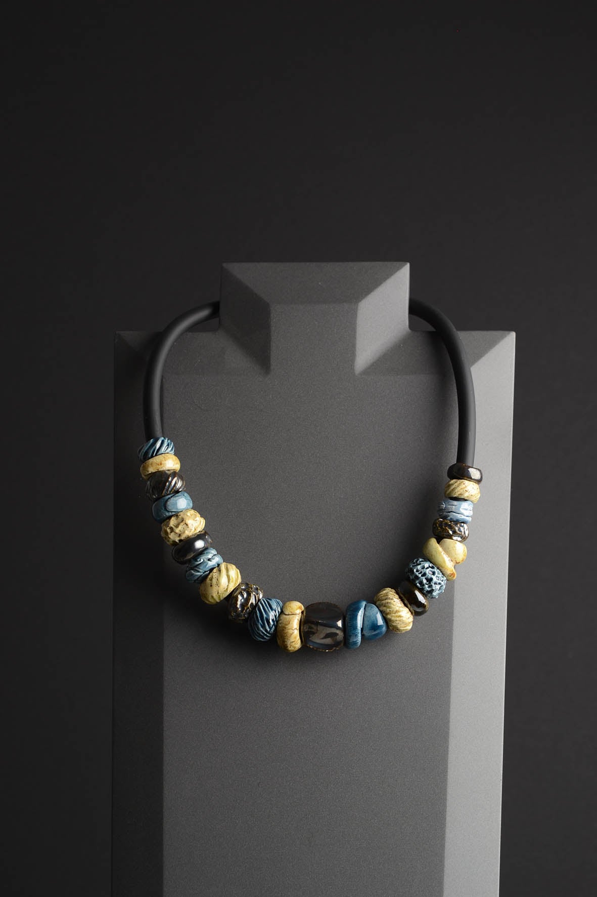 Deep Blue Ceramic Necklace With Beads