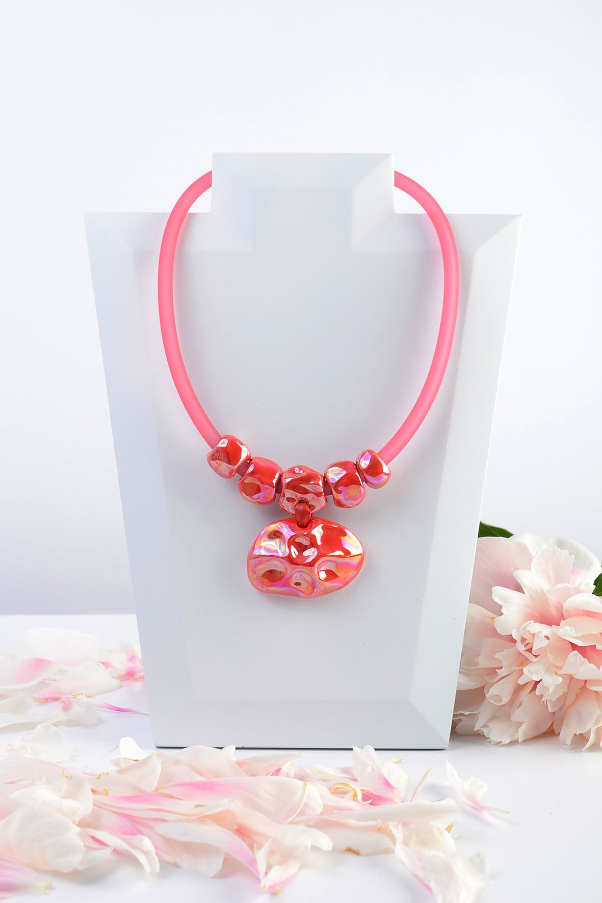 Luxury Red Necklace With Large Pendant