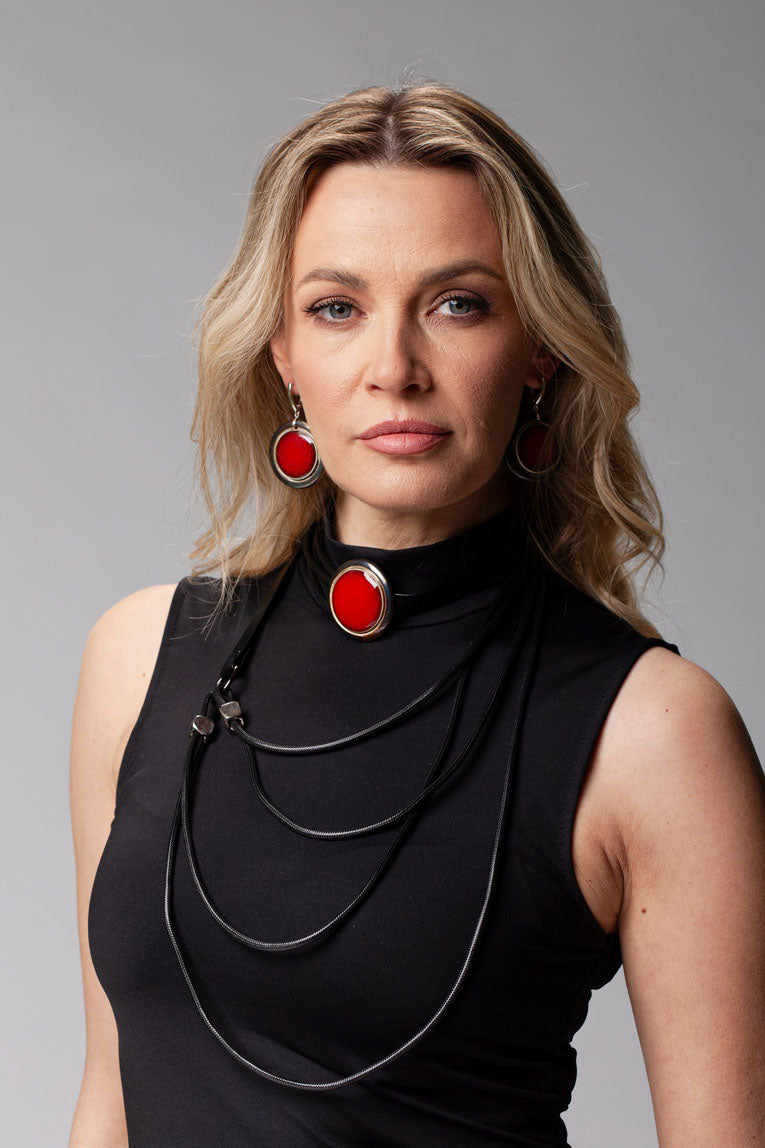 Red Necklace, Three Wearring Ways