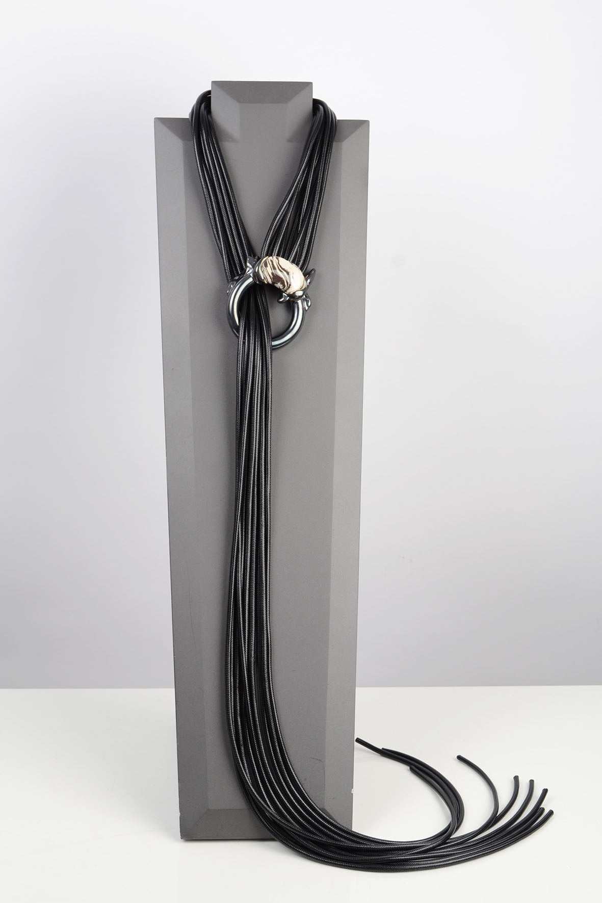 ReversibleStatementRingNecklaceing-ring_2