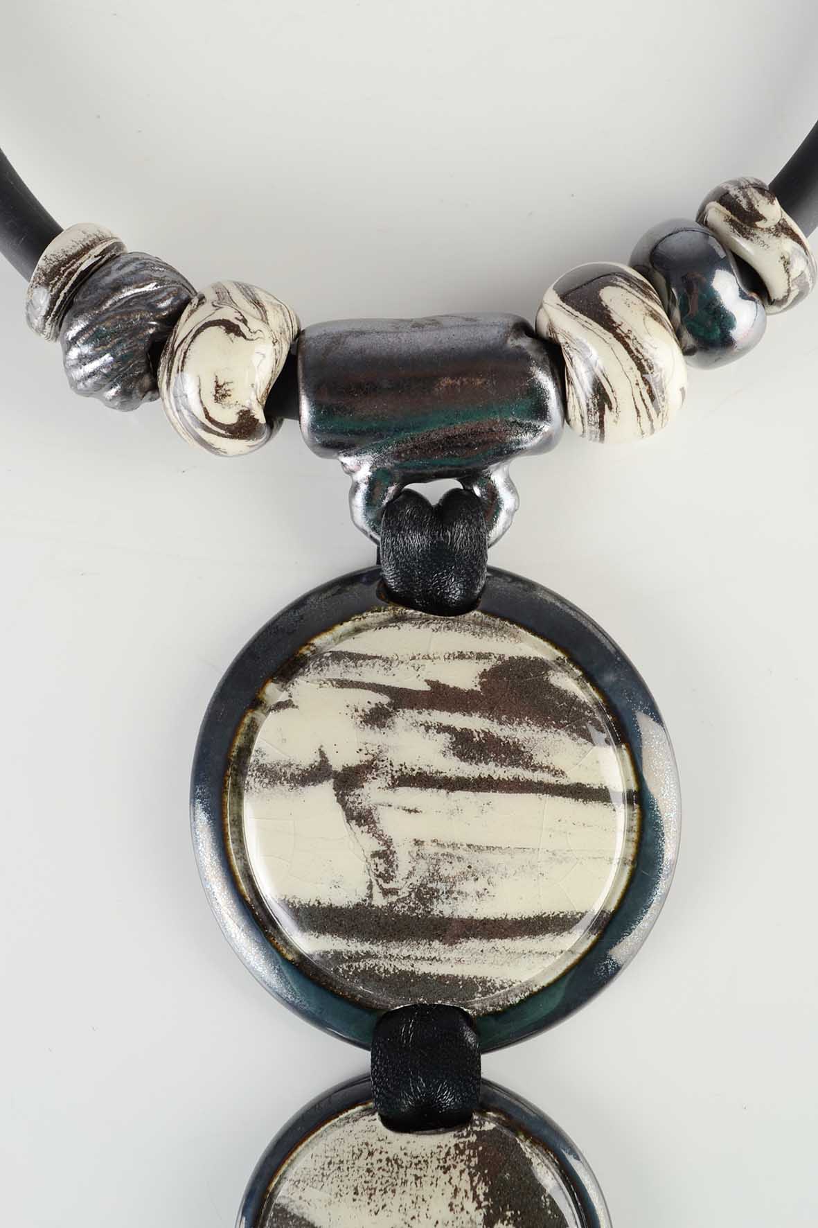 Spectacular Necklace Black & White