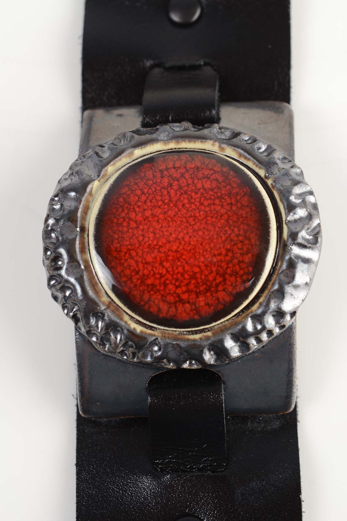 Women's Red Bracelet With Natural Leather