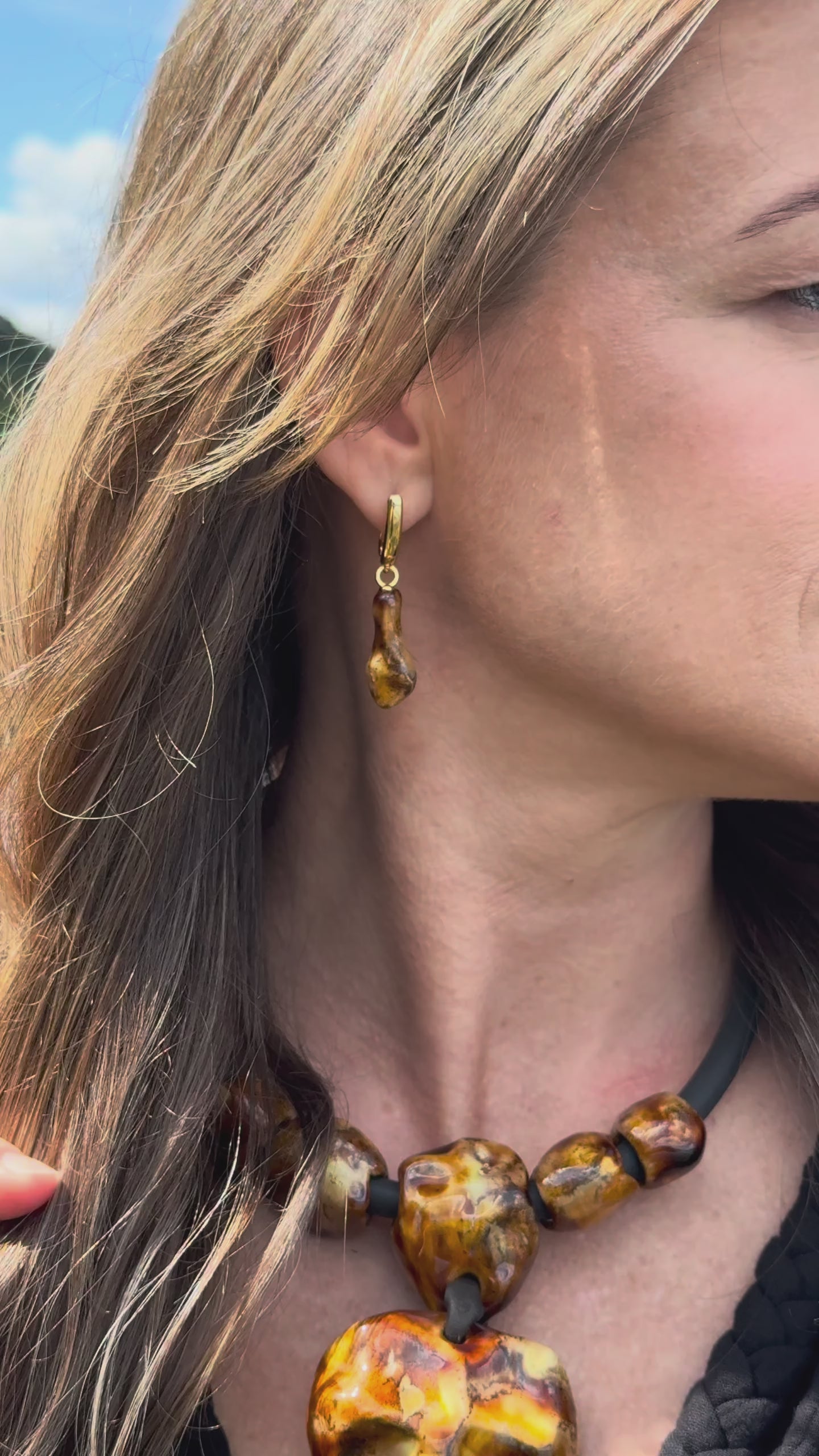 Brown jewelry set