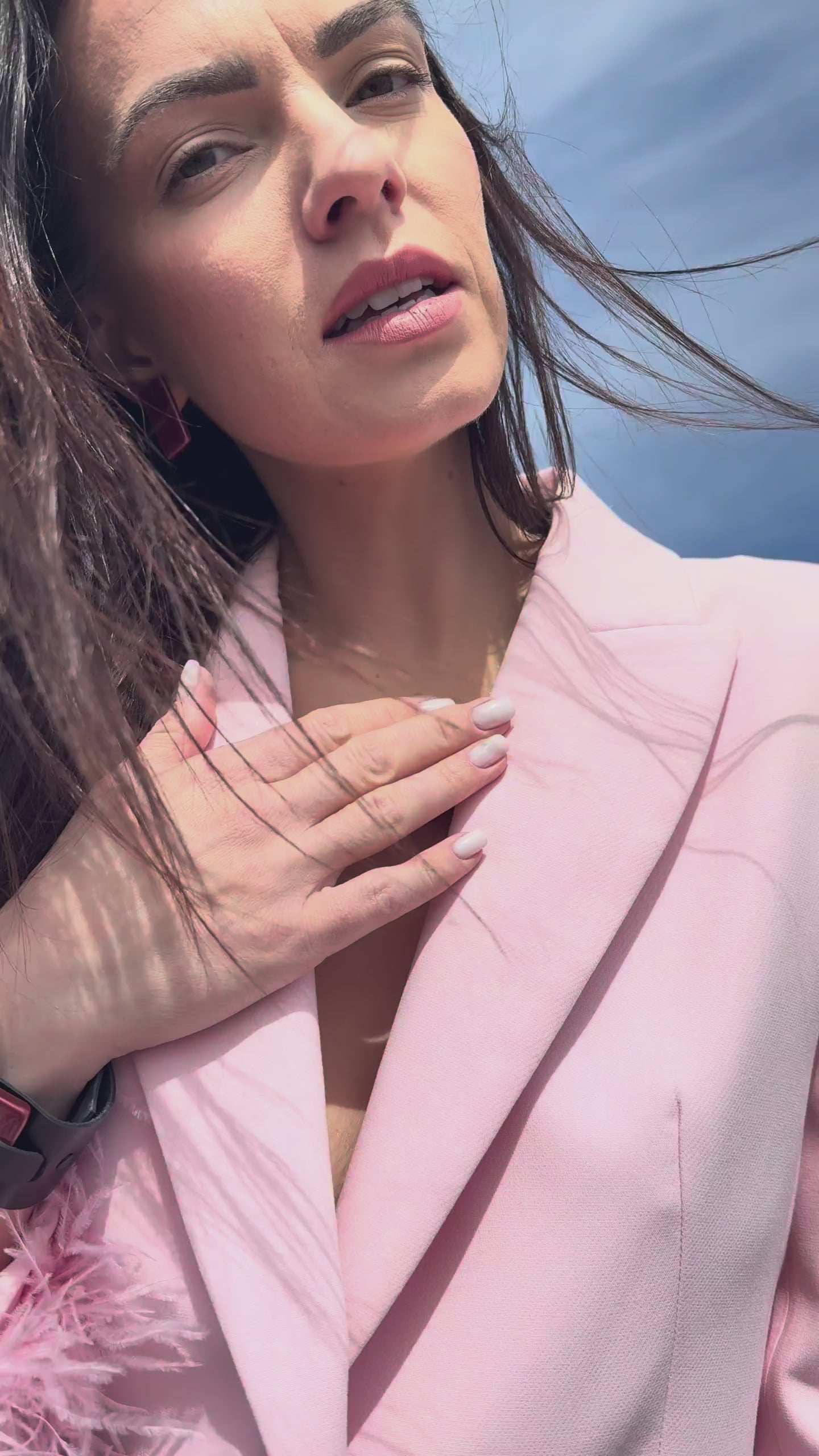 minimal touch_burgundy